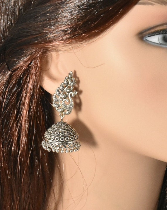 stylish girl jewelry
