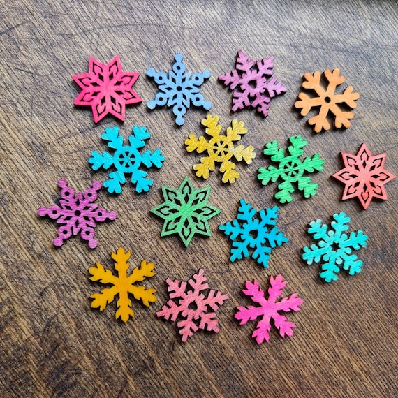 Set of Mini Snowflake Magnets. Painted Wood Snow Flakes. Cute Pastel  Christmas Decor Snowflakes, Shimmery Sparkly Winter Fridge Magnets. 