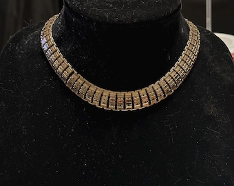 Vintage Coro guldfärgat halsband