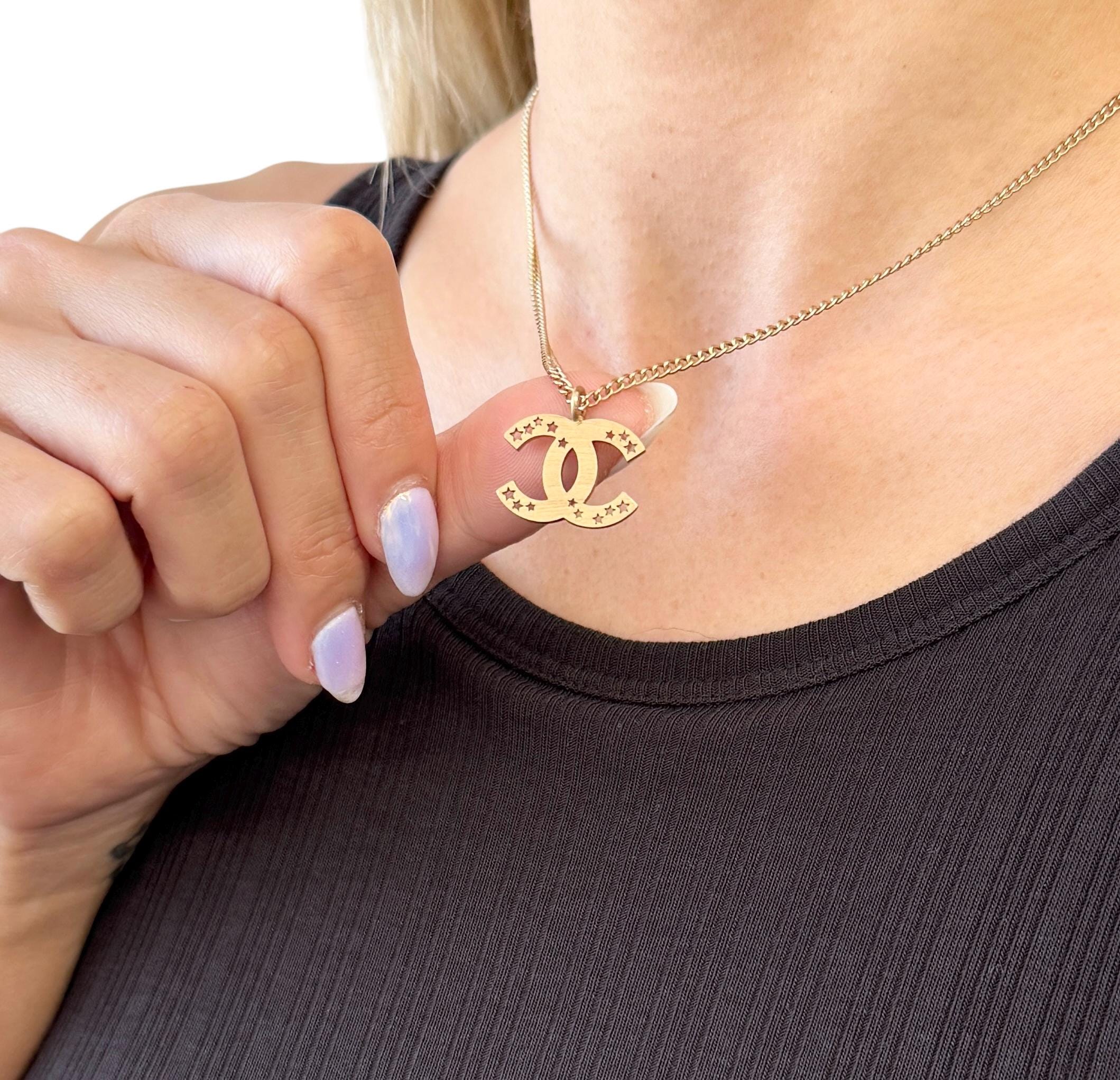 CHANEL Vintage 03A CC Mark Logo Necklace Accessory Star