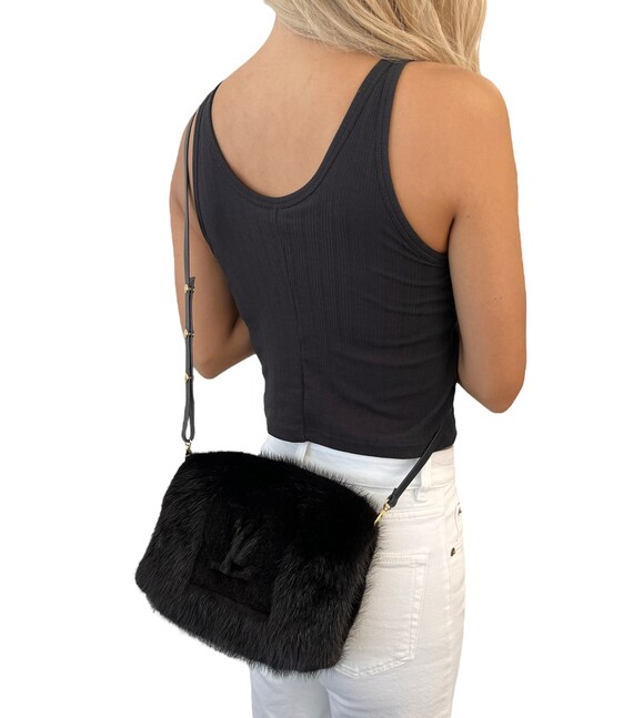 【開封未使用】LOUIS VUITTON ブラックマスク 箱付き 開封未使用】LOUIS VUITTON ブラックマスク 箱付き 開封未使用】LOUIS