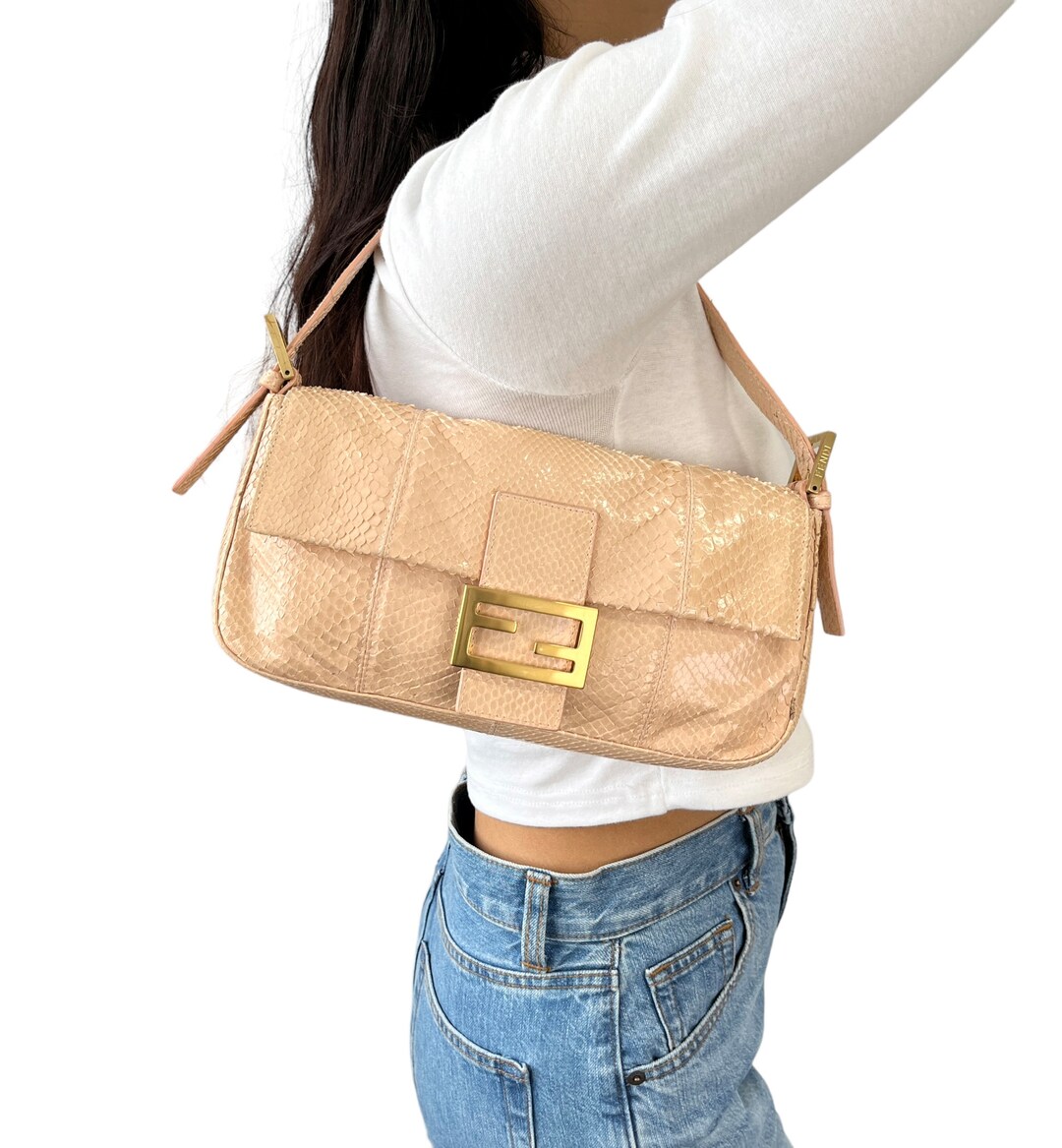 FENDI フェンディ●Mamma Baguette FFジャカードスモールバッグ バゲット ミニ ファブリック ブラウン | Fendi