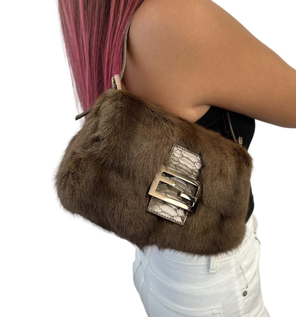 Fendi fur fanny pack hotsell