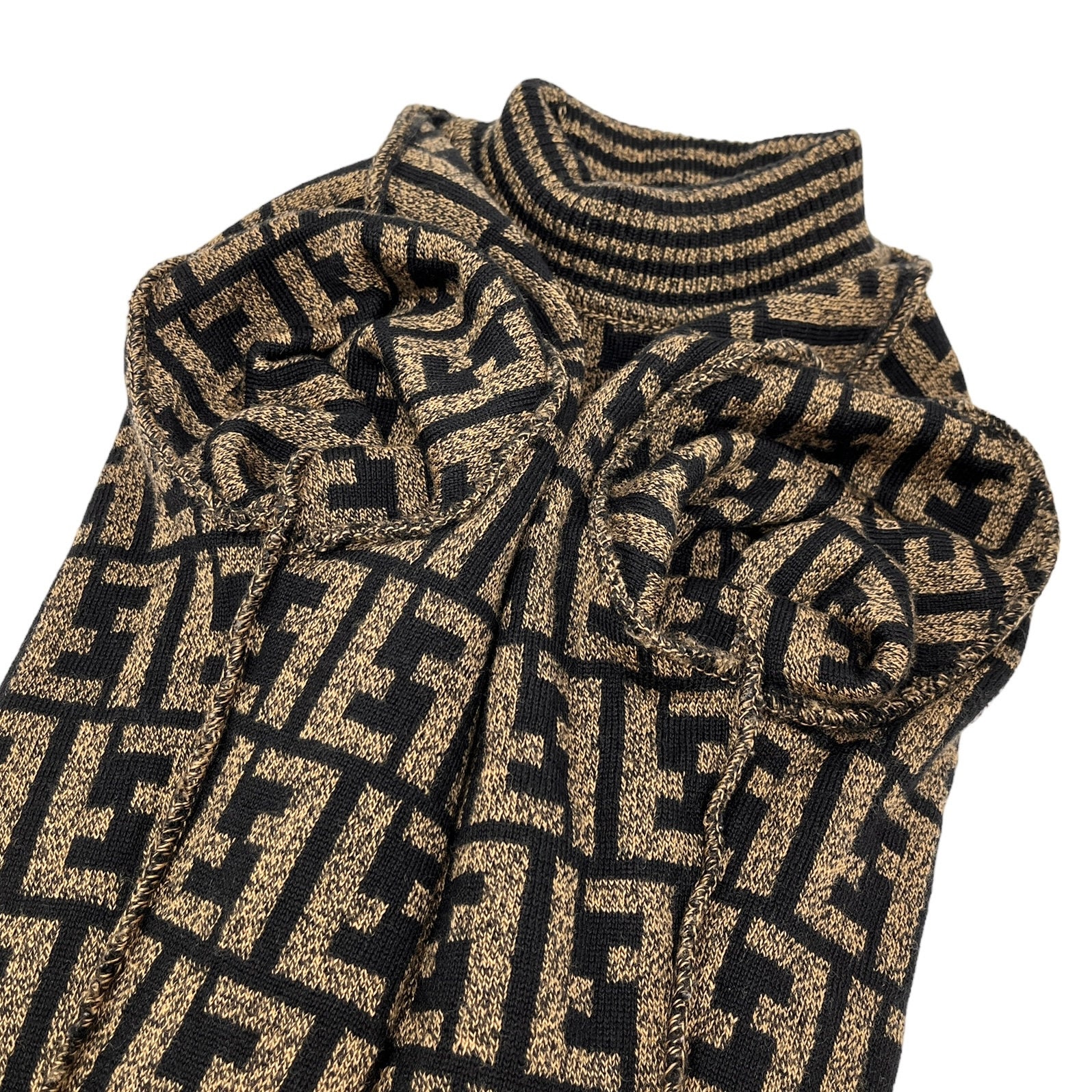 HOT Fendi Luxury Brand Brown Ugly Sweater Jumper V53