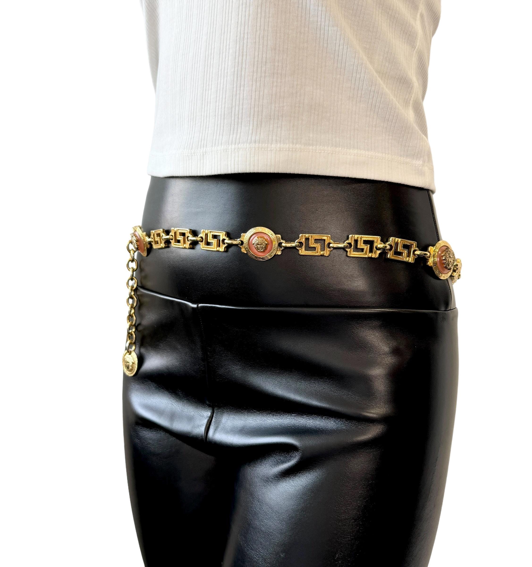 美品 GIANNI VERSACE 2770 ベルト メデューサ ゴールド金具 GIANNI VERSACE Vintage Medusa Logo Chain Belt Accessory Gold