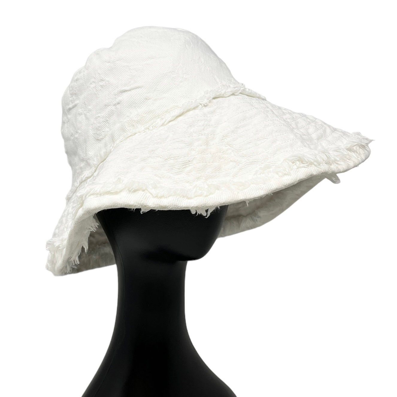 Louis Vuitton Bucket Hat White