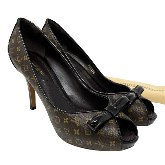 LOUIS VUITTON Vintage Monogram Pumps 36.5 US6.5 Ribbon Brown