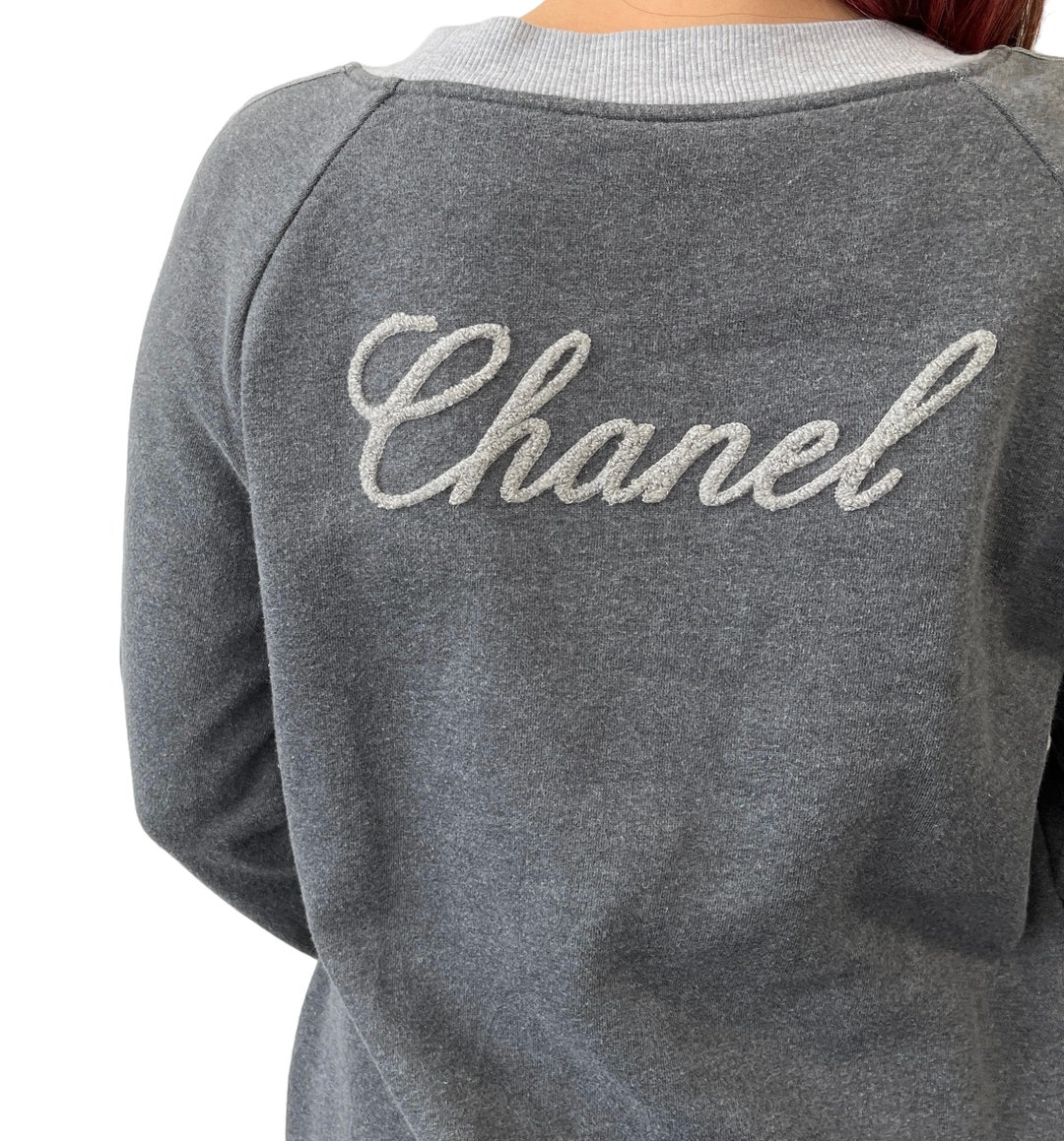 Great Description About Chanel Vintage Sweatshirt