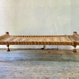 Traditional Indian Charpai Very Beautiful Decor Desi Bed Charpai Bed For Decoration Jute Charpai Bed For Bedroom Handwoven Jute Charpai Bed