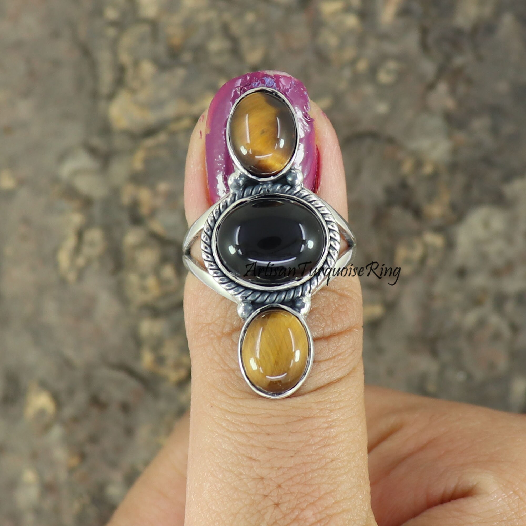 eye リング EYE OF JUPITER SIGNET — LEO BLACK STUDIO