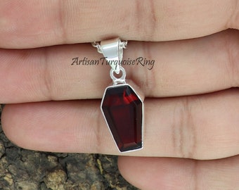 Garnet Coffin Pendant, 925 Silver Pendant, Daily Wear Pendant, Coffin pendant, Healing Crystal Pendant, Women&#39;s Gift Pendant, Gift For Her