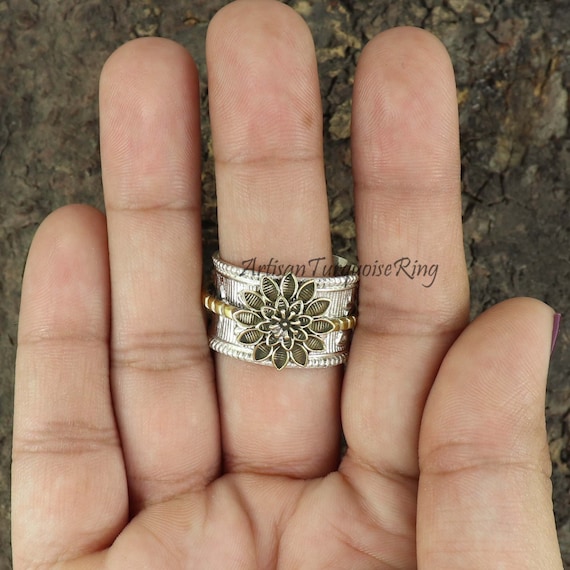 Daisy Flower Spinner Ring: Handmade 925 Sterling Silver Worry Ring
