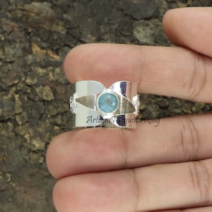 Aquamarijnring, sterlingzilveren ring, duimring, angstring, boho-ring, handgemaakte ring, meditatiering, geboortesteenring, cadeau voor haar