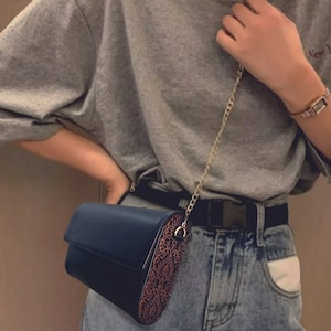 Handmade Carved Wood & Leather Crossbody Bag: Elegant Boho Clutch