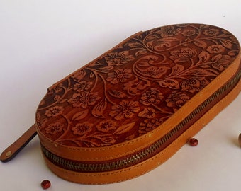 Handmade Carved Wooden Clutch: Floral Design, Zip Closure