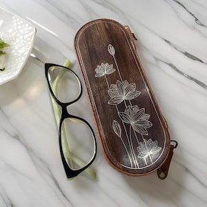 metal inlay in wood eyeglass case, Glasses case hard, Leather glasses case for gift, glasses holder for men and women, unique gifts, Vintage
