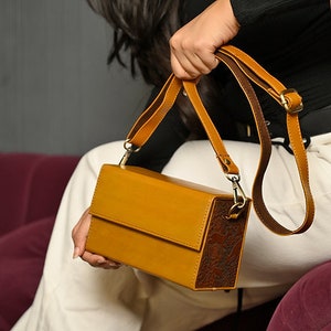 Handmade Designer Crossbody Shoulder Sling Bag | Leather Elegant Evening  Sling Box  Bag | Multiple Slots for Cards| Made In India