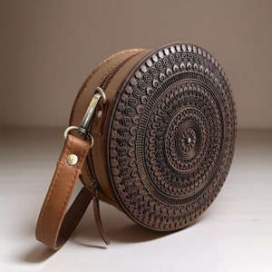 Handmade Carved Wood Crossbody Bag: Round Leather Strap Shoulder Bag