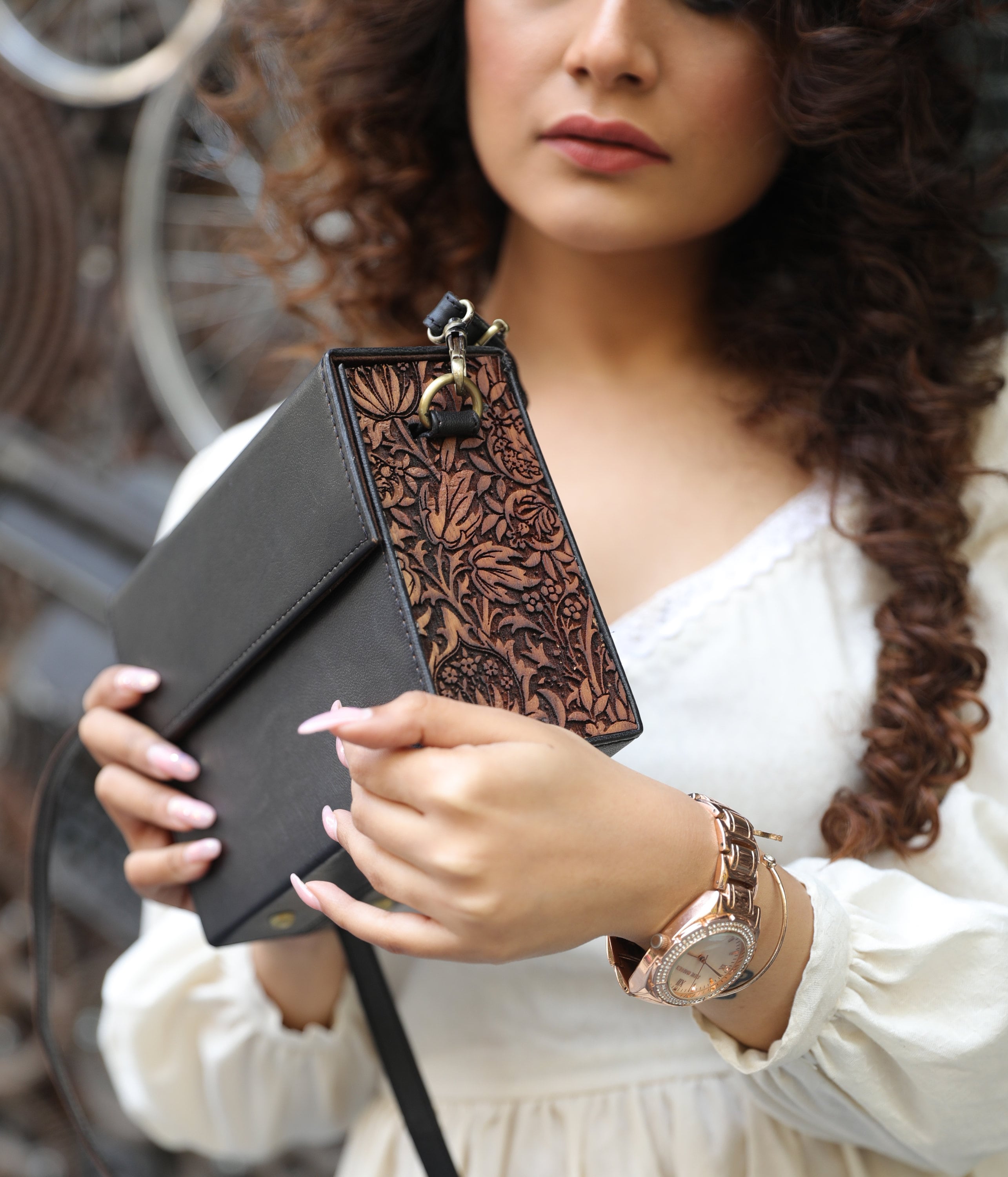 Designer Clutch Bags & Leather Crossbody Pouches