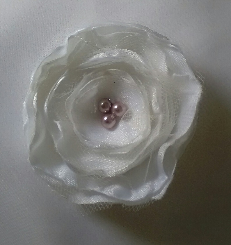 White flower textile brooch wedding