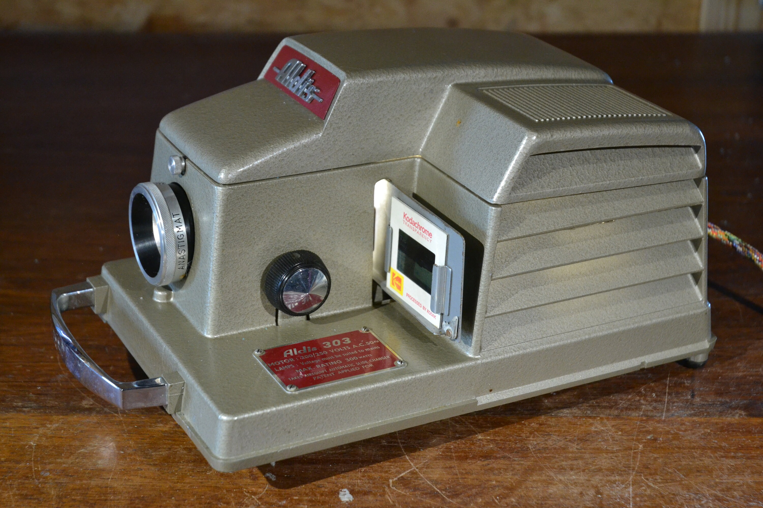 Aldis 303 Vintage Slide Projector. Upgraded to LED Rewired Etsy UK