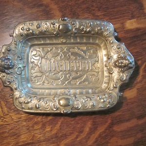 1 Art Nouveau / Jugendstil Brass Cigaretten [German] Tray