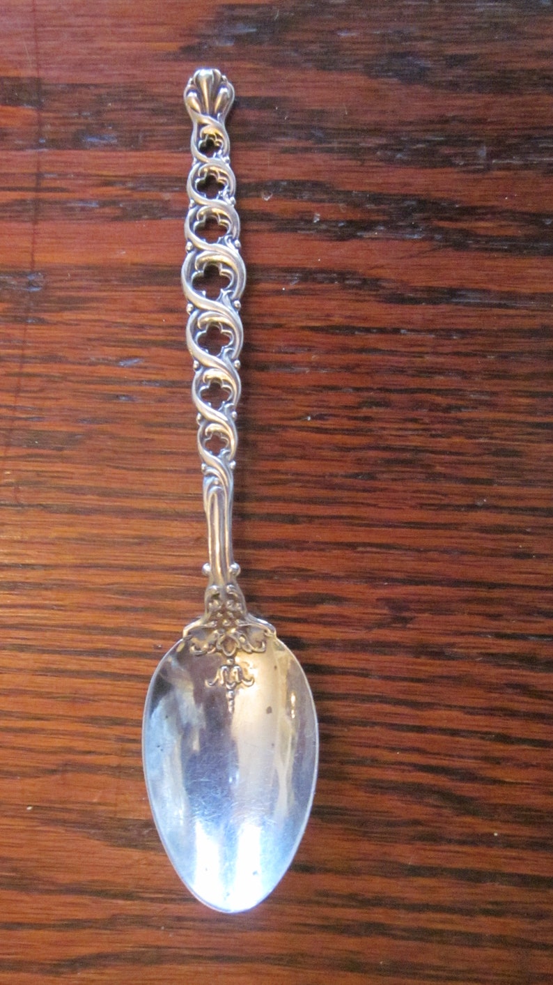 Vintage Ornate small Sterling Silver Teaspoon 7 grams