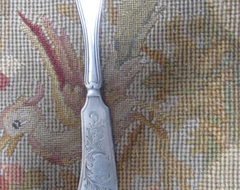 c.1840 F.M. & K.M. Gray Coin Silver Master Butter Knife, bright
