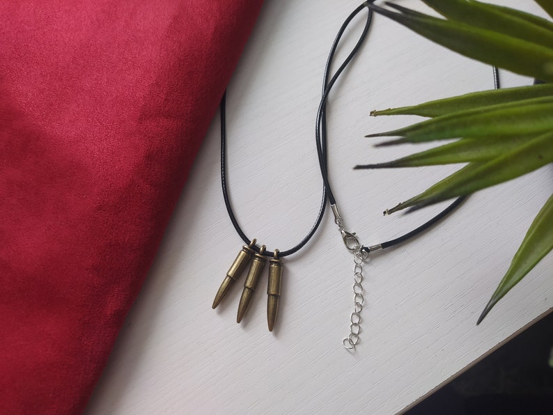 Chloe Price bullet necklace from Life is Strange image 2