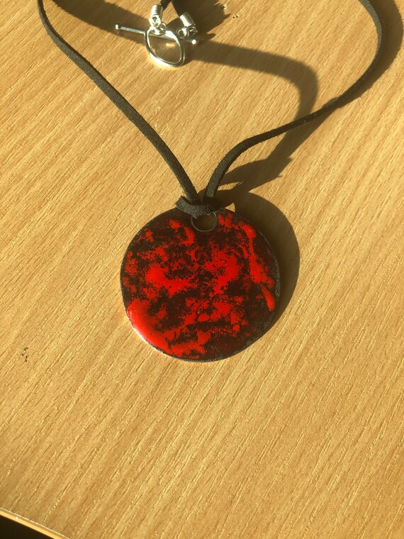 Red enamel best sale necklace