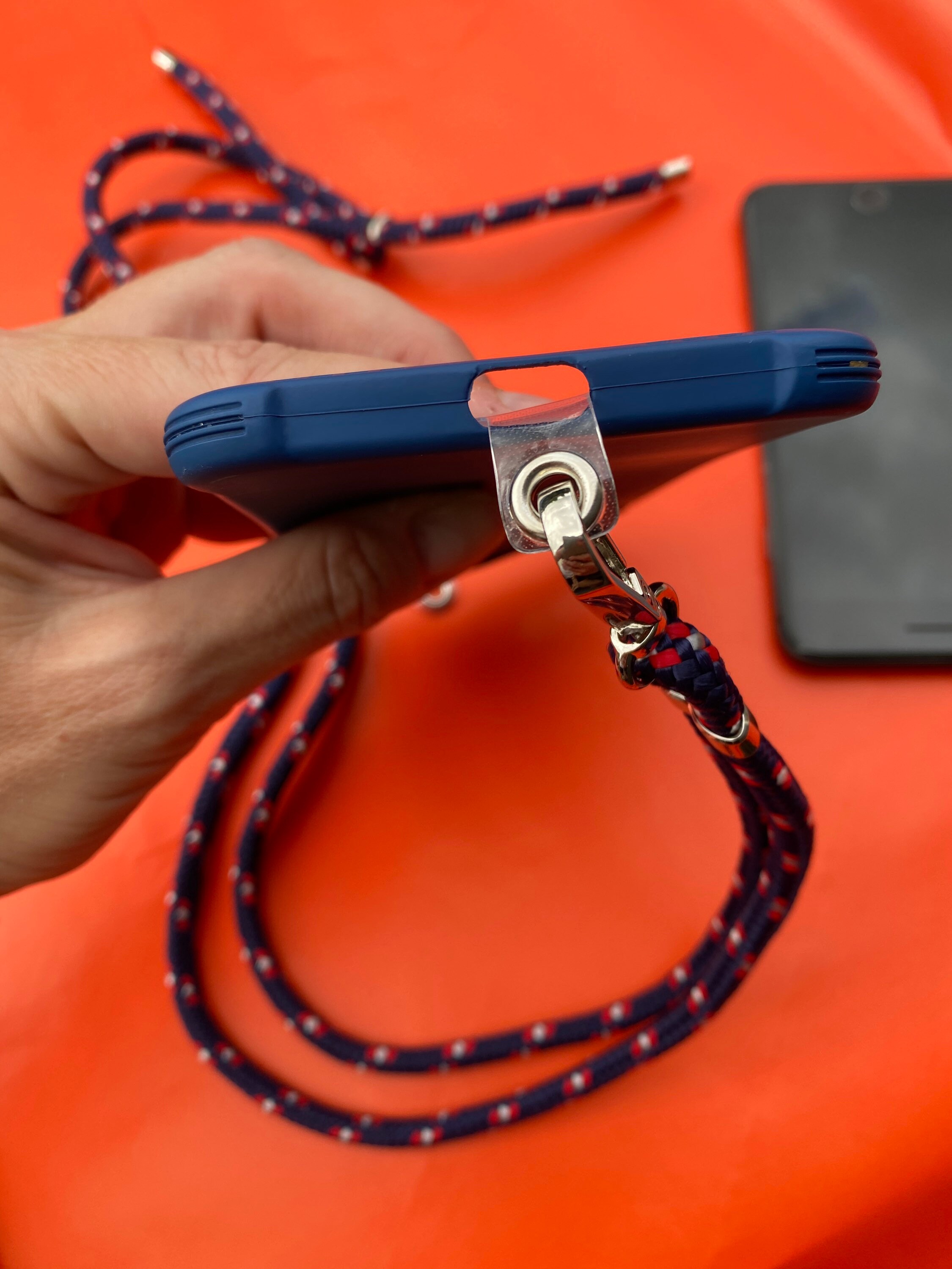 Laccetto Per Cellulare Universale Con Patch Adesive - Regolabile, Per Collo O Polso