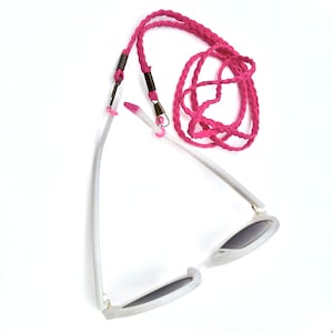 Glasses Holder - Stylish and Practical Eyewear Accessory