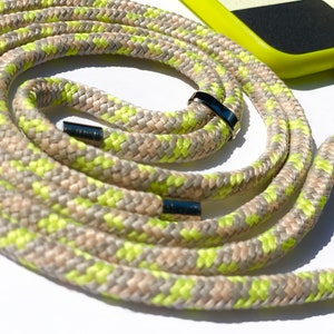 Universeller Handy-Lanyard mit verstellbarem Schultergurt, hohe Qualität zur mehrfachen Verwendung, (beige/gelb)