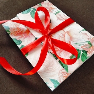 Caja de regalo de presentación de tarjeta con cinta / Caja de lujo hecha a mano para cumpleaños, bodas y aniversarios