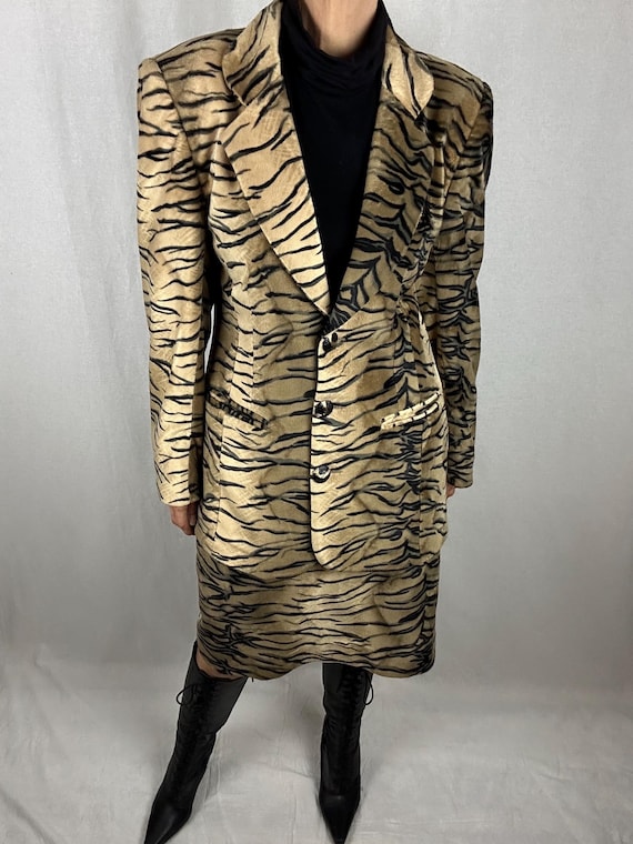 Chic Black Statement Sleeves Pencil Dress Chic Black Statement Sleeves Pencil Dress