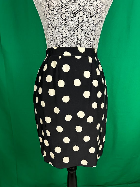 Collarless Blazer and A-line Skirt set, Black and… - image 5