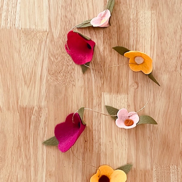 Felt Floral Garland -90 Inches