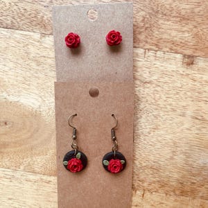 Red rose earrings. Hypoallergenic stud re earrings.