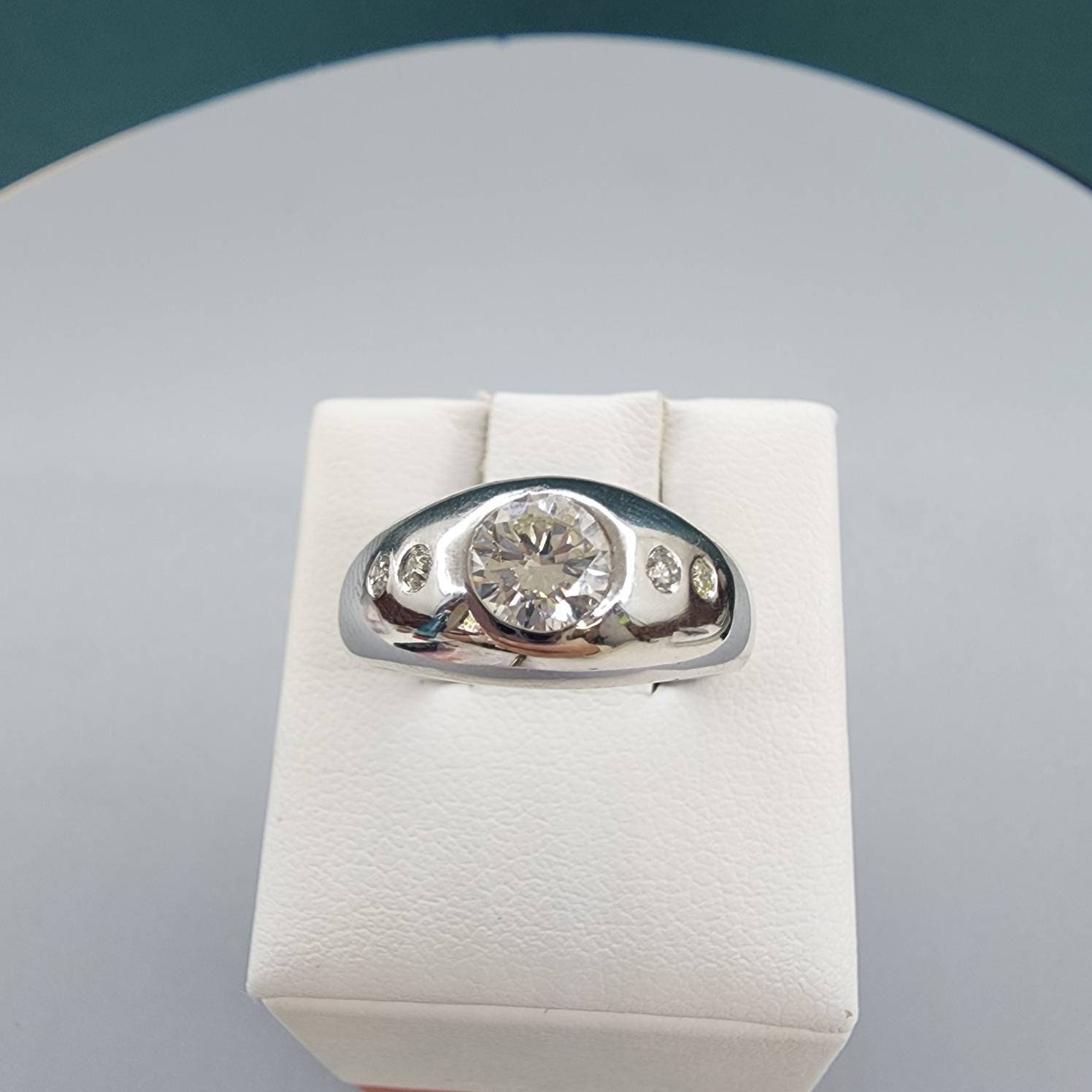 Aston estate jewelry deals