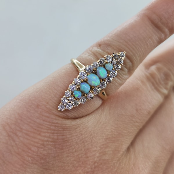 Beautiful Vintage 1880's 14k yellow gold (5) Opal and .80ctw Old Mine Cut (24) diamond ring. Size: 4.50 3.6g