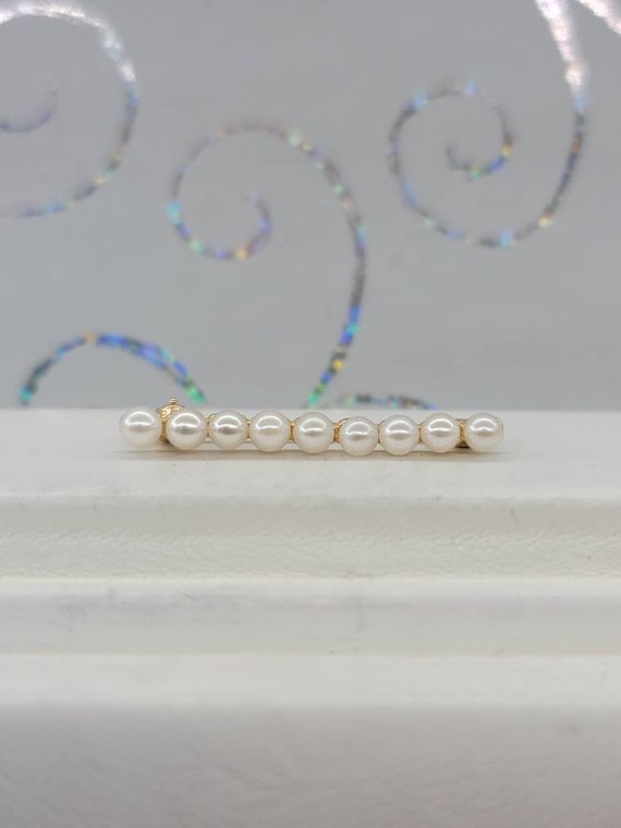 Vintage estate 3mm fine white akoya pearl line pin