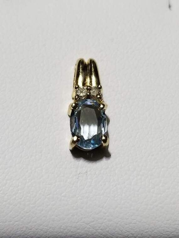 Vintage 14k Yellow Gold diamond and oval cut aqua… - image 1