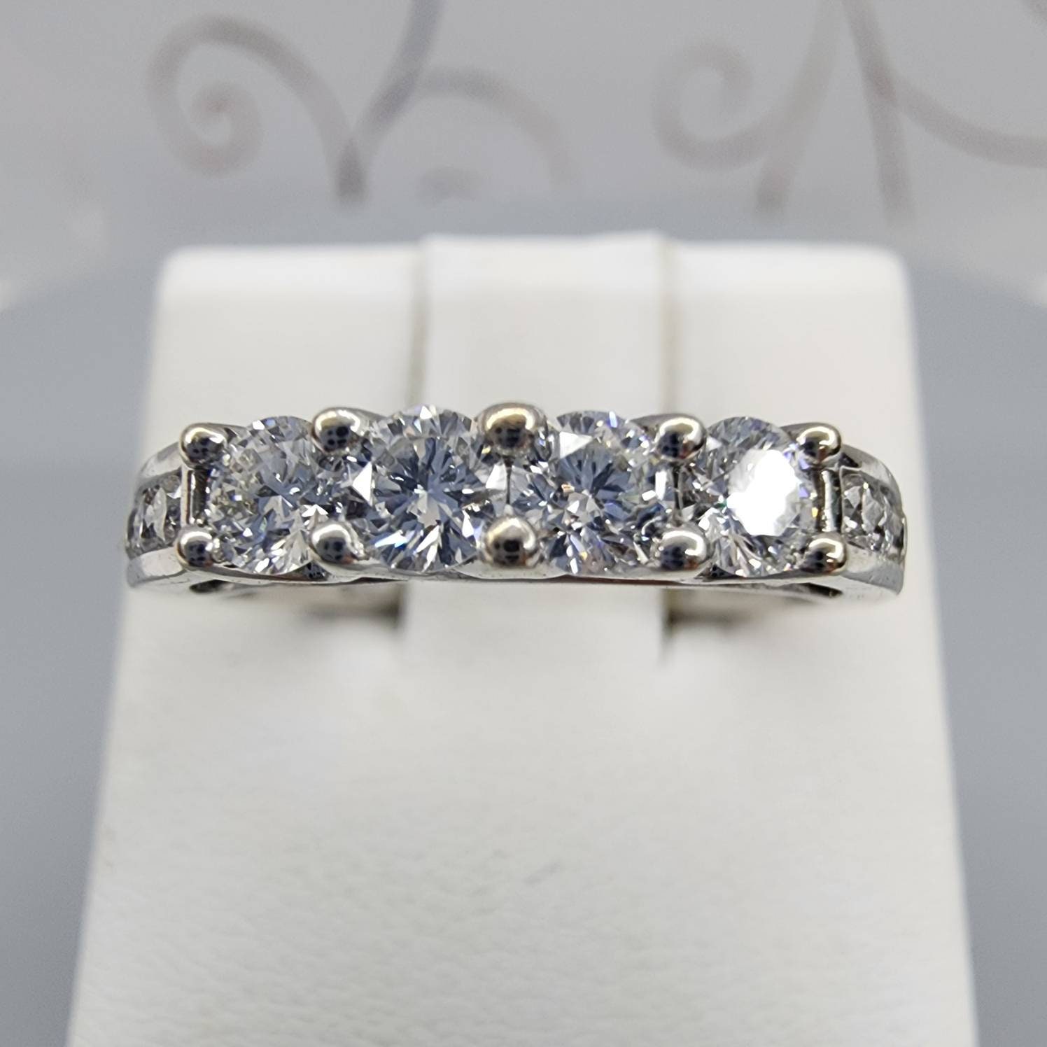 Tolkowsky anniversary best sale band