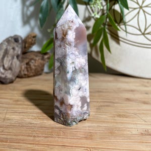 Flower Agate/Cherry Blossom Agate Crystal Tower
