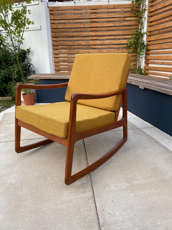 Vintage Rocking Chair by Ole Wanscher for France and Son Model Fd