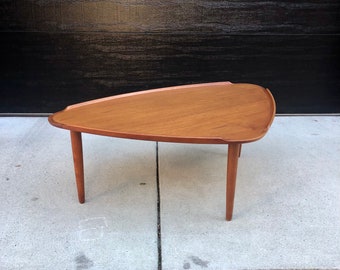 Vintage Danish Modern Solid Teak Triangular Coffee Table by Aakjaer Jorgensen No.55 for Mobelintarsia Made in Denmark