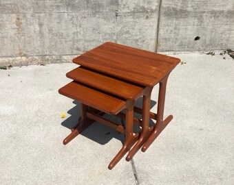 Vintagew Danish Modern Teak Nesting Tables