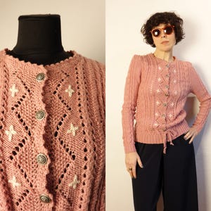 Cardigan lavorato a maglia vintage Dusty Rose/Maglione lavorato a maglia floreale/Cardigan folcloristico/Maglione di lana rosa/Cardigan lavorato a mano/Maglione di lana austriaca/Taglia M