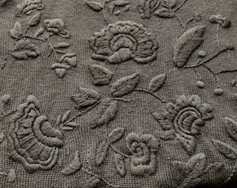 Vintage LOUIS LONDON Black Wool Sweater/Embroidered Wool Jumper/Floral Knit Sweater/Black Embroidery Sweater/Wool Knit Sweater