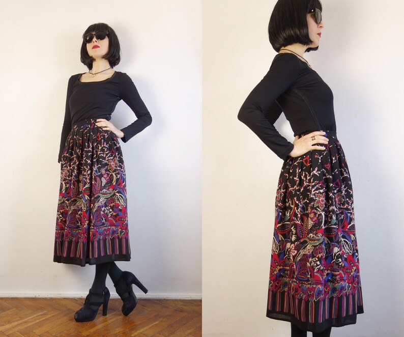 Vintage Floral Wool Midi Skirt: Pockets, Made in France, Size XS image 6